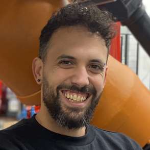 Iván Sáenz Domínguez, Research Engineer at Irurena Group / CEO of ROBTRUSION
